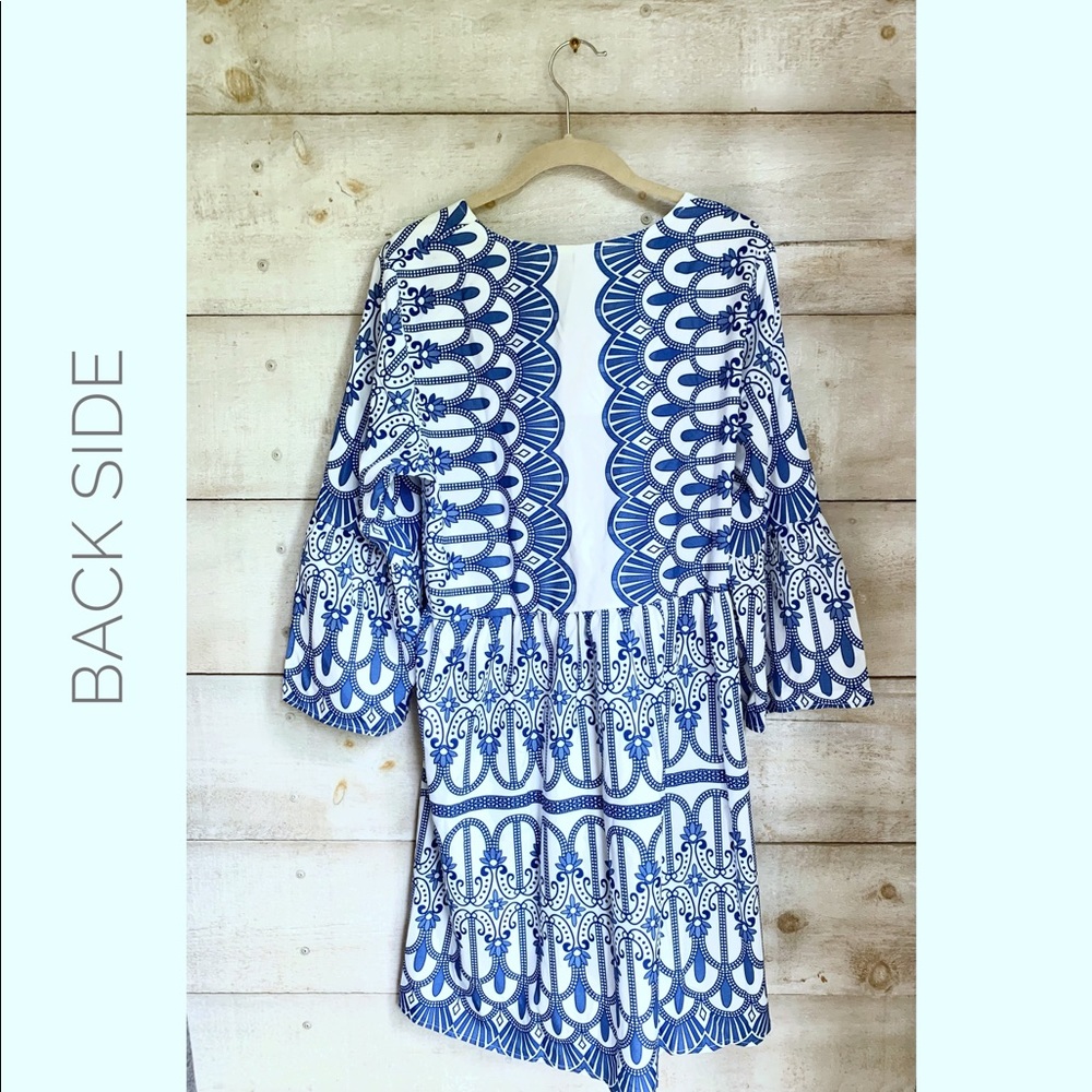 Blue & white graphic dress - Picture 5 of 8